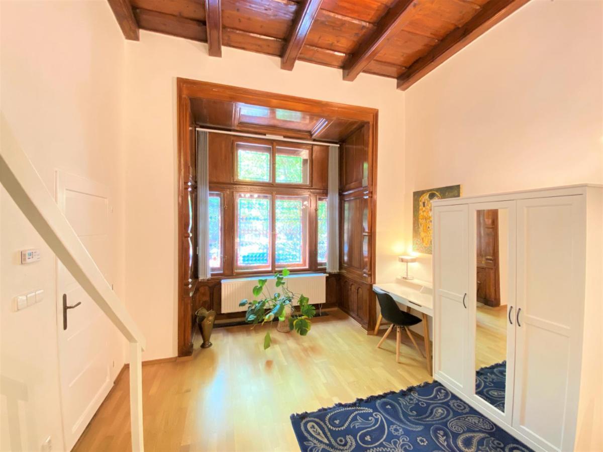 פראג Black Eagle Apartments מראה חיצוני תמונה