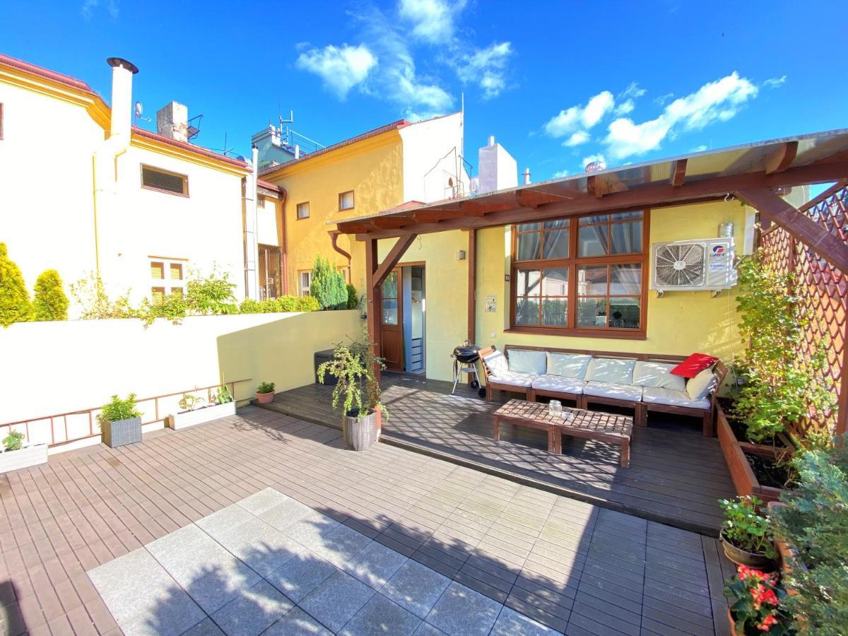 פראג Black Eagle Apartments מראה חיצוני תמונה