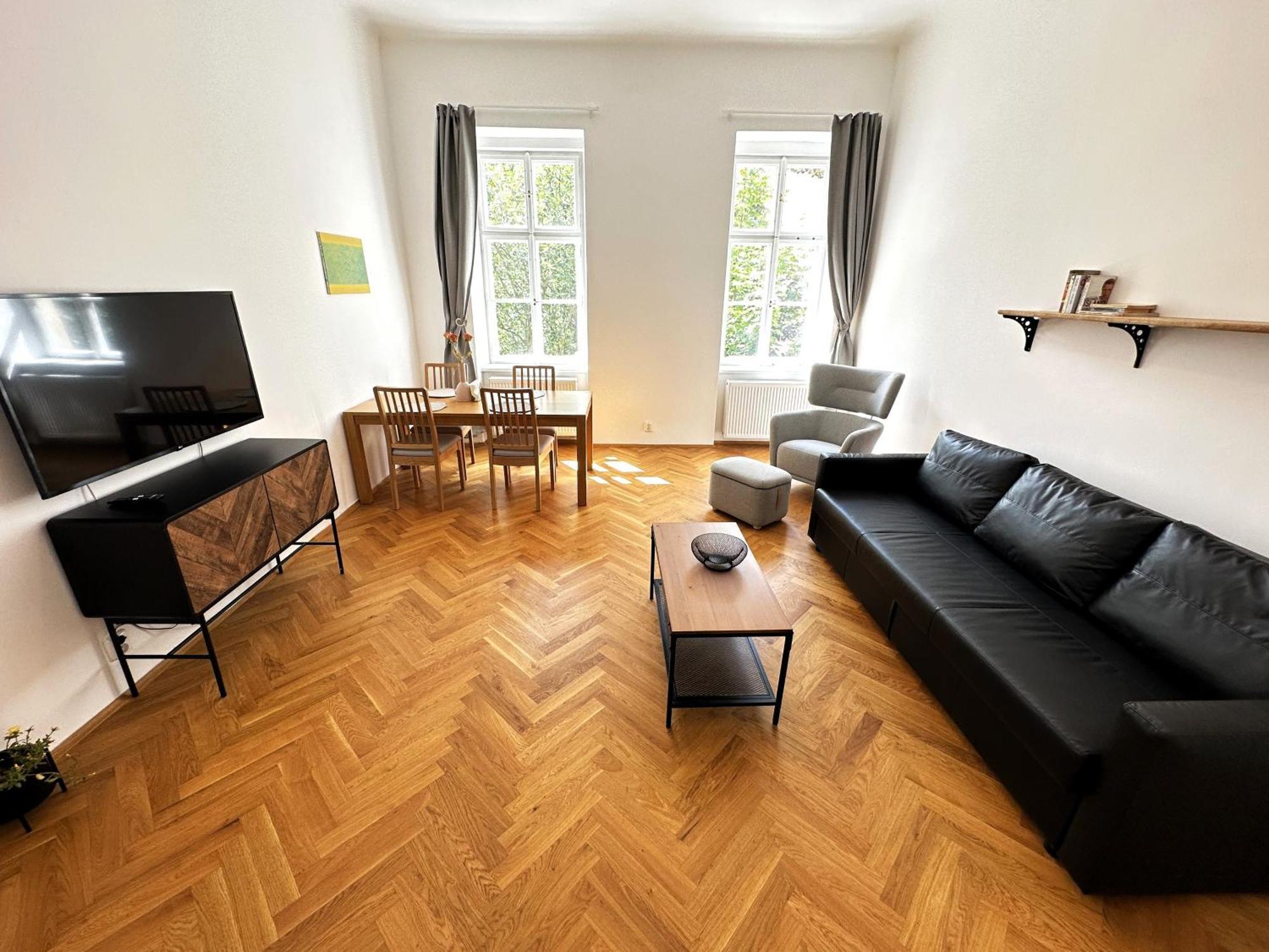 פראג Black Eagle Apartments מראה חיצוני תמונה
